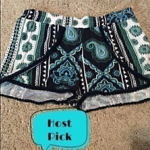 Girls size XL Flowers by Zoe boho shorts